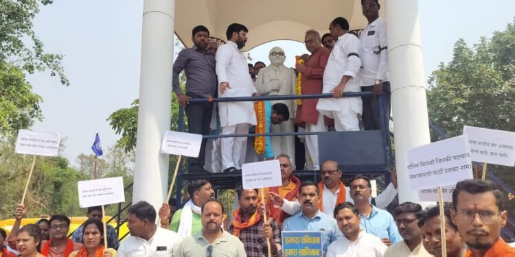 अखिलेश यादव हमेशा बाबा साहेब का अपमान करते रहे हैं : पुष्पराज सिंह