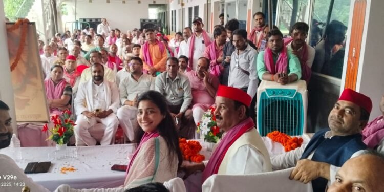 महाराजा दक्ष प्रजापति जयंती पर प्रजापति समाज ने लिया संविधान बचाने का संकल्प:-श्यामलाल पाल