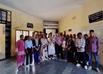 जीवन को सही दिशा देता है शिक्षक: प्रो.अजय प्रताप सिंह