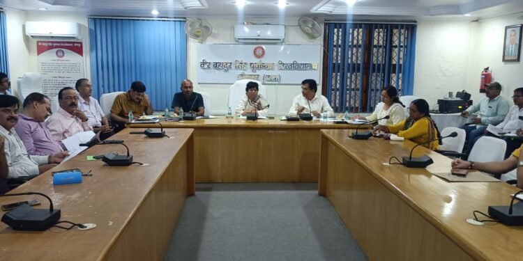 अगली बैठक में योजनाओं को मूर्तरूप दिया जाए: कुलपति