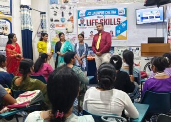 जेसीआई जौनपुर चेतना ने आयोजित की लाइफ स्किल ट्रेनिंग