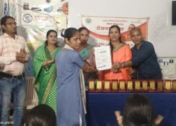 विश्कर्मा जयंती पर प्रशिक्षणार्थियों को किया सम्मानित