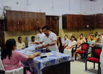 सभासदो ने बिना टेंडर के करोड़ों रुपये के भुगतान और भ्रष्टाचार के गंभीर आरोप लगाए