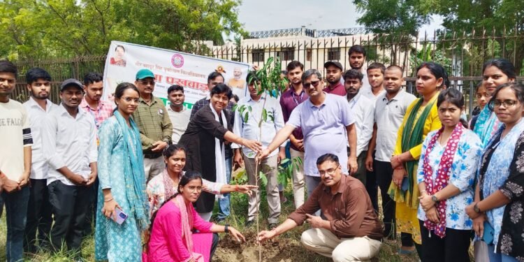 स्वच्छ और हरित वातावरण बनाए रखना हर नागरिक का दायित्व – प्रो. वंदना सिंह