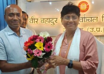 नवागत कुलसचिव का स्वागत, उपकुलसचिव अमृतलाल को भावभीनी विदाई