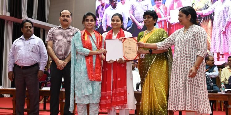 विश्वविद्यालय में दीक्षांत समारोह का हुआ पूर्वाभ्यास