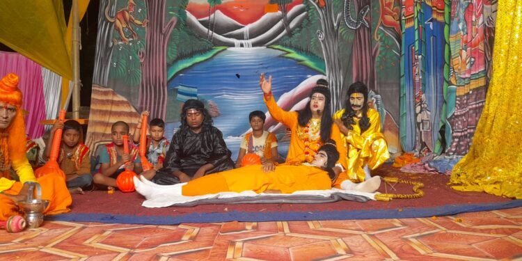 श्रीराम का विलाप देख दर्शकों की आंखें हुई नम