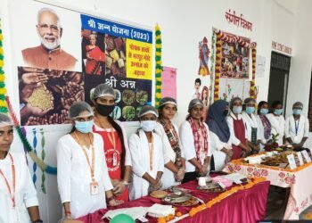 टी.डी.पी.जी.कॉलेज में “यूनिटी इन फ्लेवर्स “थीम पर फूड स्टॉल का आयोजन