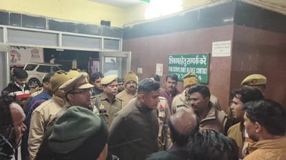 जौनपुर में बरातियों से भरा वाहन खाई में गिरा,तीन लोगों की मौत