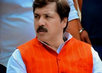 कफ़ सिरफ़ कांड की जाँच सीबीआई से कराई जाये: धनंजय सिंह 