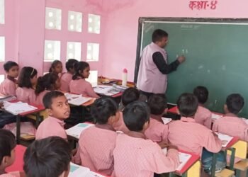 “हर बच्चे को बेहतर शिक्षा” के लक्ष्य की ओर — बीएसए का शैक्षणिक निरीक्षण अभियान”