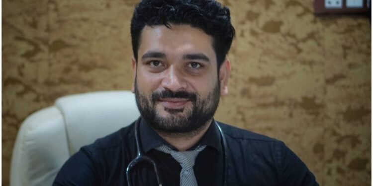 हड्डी रोगी ठंडक में सतर्कता बरतें: डॉ. रॉबिन सिंह