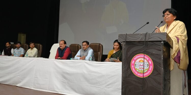 शरीर, मन और आत्मा का सामंजस्य है जरूरी –कुलपति