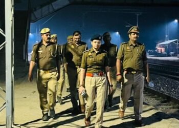 हाई अलर्ट के मद्देनजर सीओ प्रतिमा वर्मा ने नगर में किया गश्त