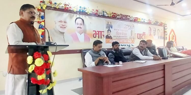 भाजपा विधान परिषद स्नातक क्षेत्र की सीट को बडे़ अंतर से जीतने के संकल्प के साथ चुनाव में उतरेगी : सुरेन्द्र