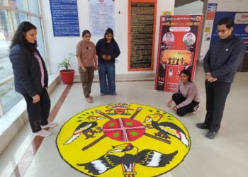 रंगों में झलकी नागालैंड की सांस्कृतिक विरासत दिखेगी  पूर्वांचल विश्वविद्यालय में