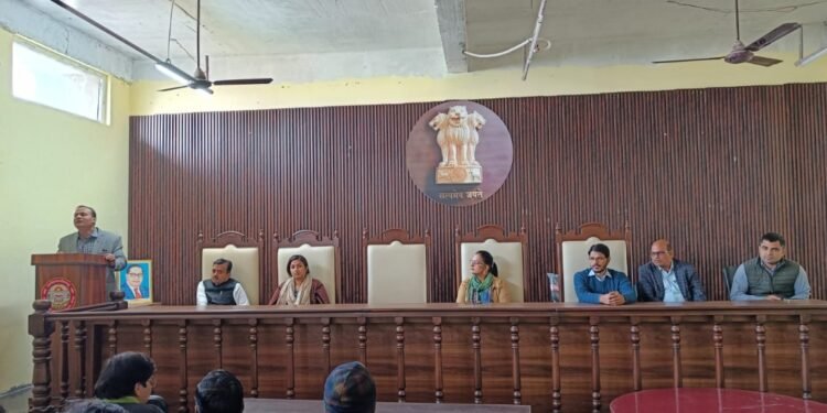 मानवाधिकारों की समझ ही सशक्त समाज की आधारशिलाः प्रो. विनोद कुमार