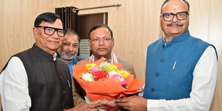 केंद्रीय मंत्री पंकज चौधरी को UP प्रदेश अध्यक्ष चुने जाने पर कृपाशंकर सिंह ने दिया बधाई