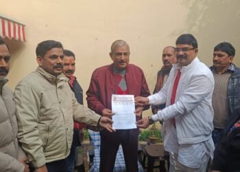 राज्यसभा प्रतिपक्ष उपनेता प्रमोद तिवारी से मिला शिक्षक प्रतिनिधिमंडल