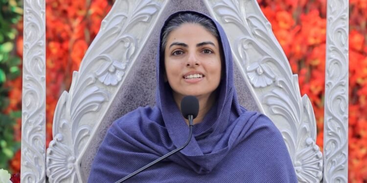 नववर्ष के उपलक्ष पर निरंकारी सतगुरु का खुशियों और आशीष भरा पावन संदेश