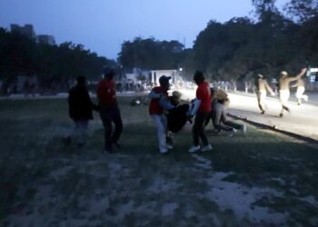 अंधेरे में डूबा जौनपुर शहर , सायरन बजाकर मॉक ड्रिल लआग हुए सतर्क