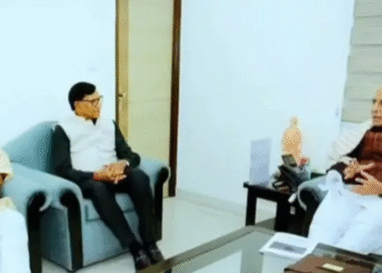 रक्षामंत्री राजनाथ सिंह से मिले पूर्व गृहराज्य मंत्री कृपाशंकर सिंह