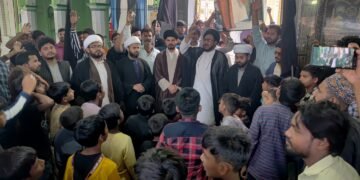 इमाम ख़ामेनई की शहादत की खबर पर जौनपुर में उबाल, भारी प्रदर्शन