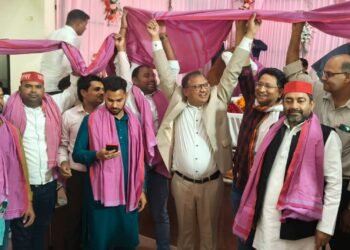 पार्टी को मजबूत बनाने के लिए हर कार्यकर्ता को निभानी होगी सक्रिय भूमिका : डॉ.वीरेंद्र यादव