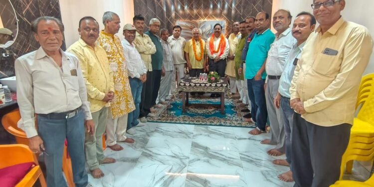 कार्यकारी राष्ट्रीय अध्यक्ष सत्य प्रकाश को किया सम्मानित