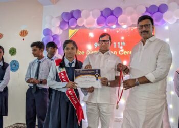 शिक्षा के साथ संस्कार नैतिकता मानवता व सनातन की शिक्षा आवश्यक: कृपाशंकर सिंह 