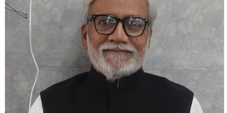 सावधान देश में फासिस्टवाद अंगड़ाई ले रहा है?:वशिष्ठ नारायण सिंह