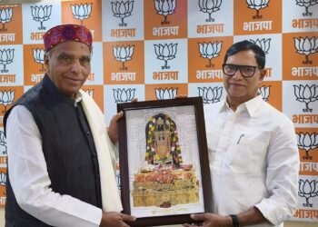 पूर्व मुख्यमंत्री एवं सांसद जगदंबिका पाल का कृपाशंकर सिंह ने किया स्वागत 