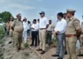 गुज़र ताल के सौंदर्यीकरण एवं पर्यावरण संरक्षण पर जिलाधिकारी ने किया निरीक्षण