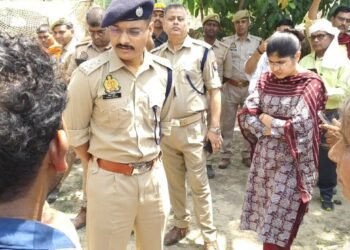 प्रेमिका से शादी के लिए टावर पर चढ़ा युवक साढ़े तीन घण्टे बाद उतरा