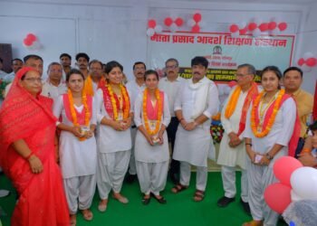 धूमधाम से मना माता प्रसाद आदर्श शिक्षण संस्थान का 34वां स्थापना दिवस