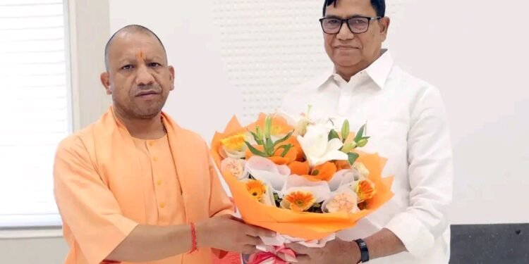 जौनपुर की मिट्टी के लाल ने कर्मठता और जनसेवा से रचा देशव्यापी लोकप्रियता का इतिहस