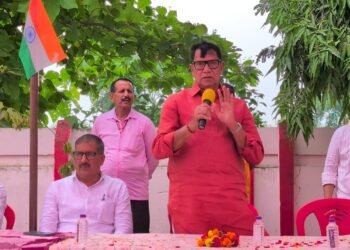 शहीदों के लिए पृथ्वी का कागज, समुद्र की स्याही हिमालय की कलम भी कम पड़ जाएगी: कृपाशंकर सिंह 