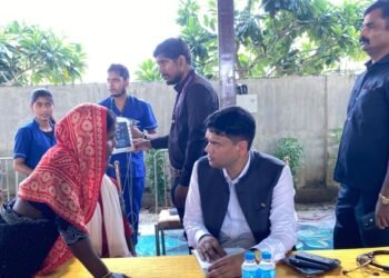 नीलदीप एकेडमी में निःशुल्क स्वास्थ्य शिविर, 350 मरीजों का परीक्षण