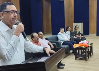 विद्यार्थी अपनी प्रतिभा से पीयू का मान बढ़ाएँ : कुलपति
