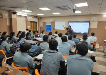 डायनामिक प्रोग्रामिंग से समस्याएं बनती हैं आसान : डॉ. कल्पना जौहरी