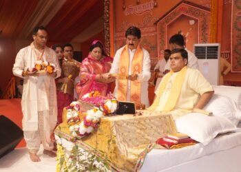 भगवान राम के जीवन से जुड़े आदर्शों को अपने जीवन में उतारें : शांतनु जी महाराज