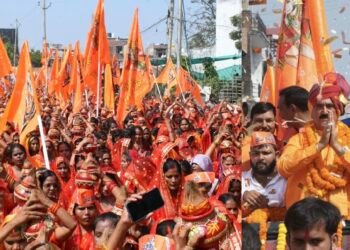 भाजपा नेता ज्ञान प्रकाश सिंह की अगुवाई में निकली ऐतिहासिक कलशयात्रा